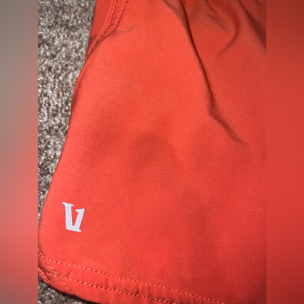 Vuori Clementine Shorts Grapefruit Size XS - Picture 8 of 11
